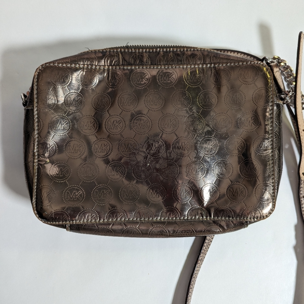 Michael Kors Crossbody Small Purse *some blemishes - used - see photos* - Picture 9 of 10